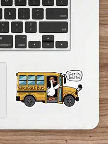 1/3 件搞笑奋斗巴士贴纸 | 以校车上的傻鹅鸭为特色，配有“Drive Hop In Bestie”贴纸，幽默贴纸，校车贴纸，可爱鹅贴纸，返校季贴纸，提醒贴纸，装饰贴纸 | 适合返校季、毕业礼物、笔记本电脑、日记本、水瓶、手机壳、吉他和学习用品 | 送给同学、老师、家人、朋友和同事的礼物
