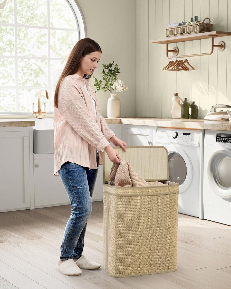 SONGMICS Panier à Linge en Bambou, Corbeille à Linge, 90 Litres, Sac Amovible et Lavable en Machine, Couvercle, Poignées, Buanderie, Chambre, Salon, Couleur Naturelle - Beige - Voir 1