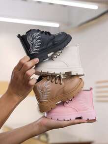 1 Pair Girls Embroidered Lace-Up Casual Ankle Boots, Suitable For Autumn/Winter