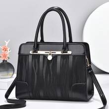 Women Shoulder Bags - 黑色 - 查看 5