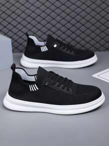 2025 Spring/Summer New Fashion Breathable Non-Odor Men's Casual Mesh Shoes, Soft Soles, Slip-On, Comfortable