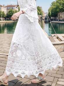 凸纹蕾丝 A 字裙 - 飘逸、休闲、纯色、罩衫腰身、春夏必备 - 女士日常时尚服饰