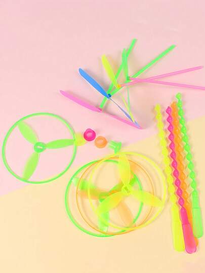 1/10/30 piezas Libélula de bambú hecha a mano de color aleatorio, juguete de fiesta de festival con alas batientes de plástico, juego interactivo familiar para exteriores, mejor regalo para el Día de San Valentín, cumpleaños, uso en interiores y exteriores