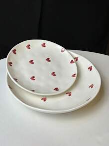 1pc Cute Red Heart Ceramic Dinner Plate, 6inch/8inch Option, Home Afternoon Tea Cake Dessert Plate, Western Steak Pasta Plate, Fruit Salad Plate, Veggie Plate, Holiday Gift For Boyfriend/Girlfriend, Family