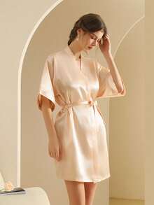 1 件新娘和伴娘首字母长袍、新娘派对准备服、婚礼仪式和招待会配饰睡衣女士春夏婚礼伴娘睡衣新娘礼服闺蜜派对刺绣浴袍新娘浴袍婚礼派对婚礼用品户外婚礼节日派对用品家居浴室装饰返校 - 香檳色 - 查看 2