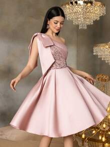 Alisa&Leo Teen Girls' Satin One-Shoulder Graduation Dress With With Sequin Bodice & Bow Detail - A-Line Skirt For School Formal Events, Proms & Summer Galas