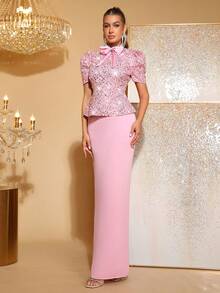 Novo conjunto de duas peças feminino, elegante e sensual, com top de manga curta e saia longa com laço bordado com diamantes brilhantes, feito à mão com miçangas. Ideal para banquetes formais e festas de fim de ano. - Rosa - Ver 6