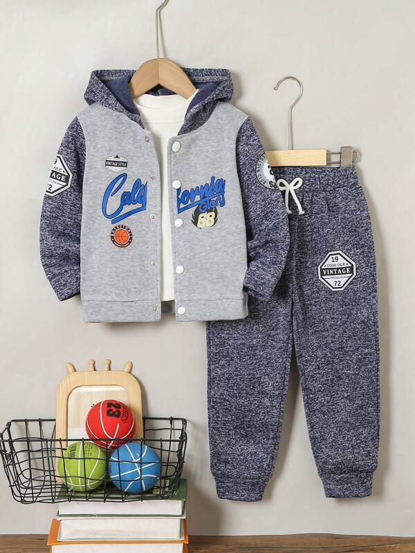 Set de 2 piezas Conjunto informal de niños pequeños con sudadera con capucha estampada con letras + pantalones, para otoño/invierno