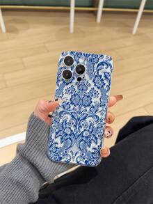 1 pieza Funda de teléfono transparente azul con pintura talla grande gruesa y resistente a golpes con diseño de flor de palacio vintage, compatible con iPhone 16/11/16pro/16plus/16promax/16e/15Promax/13/14/12/XS/XR/7G/8P, compatible con Samsung Galaxy S25/S25PLUS/S25 Ultra/A16/A36/A26/A56/A50/A12/A32/A52, resistente al agua y a los arañazos - Multicolor - Ver 2