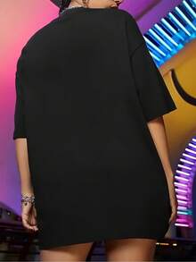 Customize Women's Short-Sleeved Shirts And T-Shirts, Add Your Own Text (Famous Quotes/Special Sentences/Funny Sentences/Names/Slogans, Etc.), Choose Your Favorite Colors And Fonts, Design Your Own Personalized Printed T-Shirt As A Gift For Your Girlfriend, Custom Shirts, Women's Football Shirts, Personalized Gifts, Design Your Own Personalized Printed T-Shirt As A Gift For Your Girlfriend, Couple Date Shirts, Etc., Suitable For Anniversaries, Valentine's Day, Mother's Day, Birthdays, Holidays, Etc. Comfortable And Casual, Custom Couple Shirts, Women's Tops, Custom Pattern Tops, Women's Short-Sleeved T-Shirts, Halloween Gifts, Unique Gifts, Thoughtful Gifts, Daily Wear, Travel, Fitness - 黑色 - 查看 2