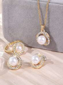 Elegant & Shiny Pearl Jewelry Set Rhinestone-Encrusted Wire-Wrapped Design, 3 Pieces Set (Necklace + Earrings + Ring) For Sophisticated Style
