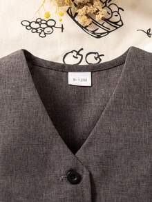 3pcs Baby GirlAutumn/Winter Outfit Set: White Shirt Blouse, Grey Vest Jacket, Pleated Skirt - Grey - View 3