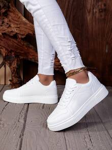 Classic Round Toe Casual Sneakers, White Lace-Up Thick Sole Comfortable Breathable Sport Shoes, Suitable For School, Campus, Sports, Spring/Autumn - White - View 4