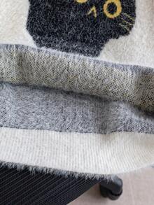 女孩可爱猫咪图案仿毛针织套头衫，适合春秋冬日常休闲穿着