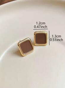 1 Pair Vintage Simple Cube Design Fashionable Earrings For Women, Versatile For Daily Wear, Autumn/Winter