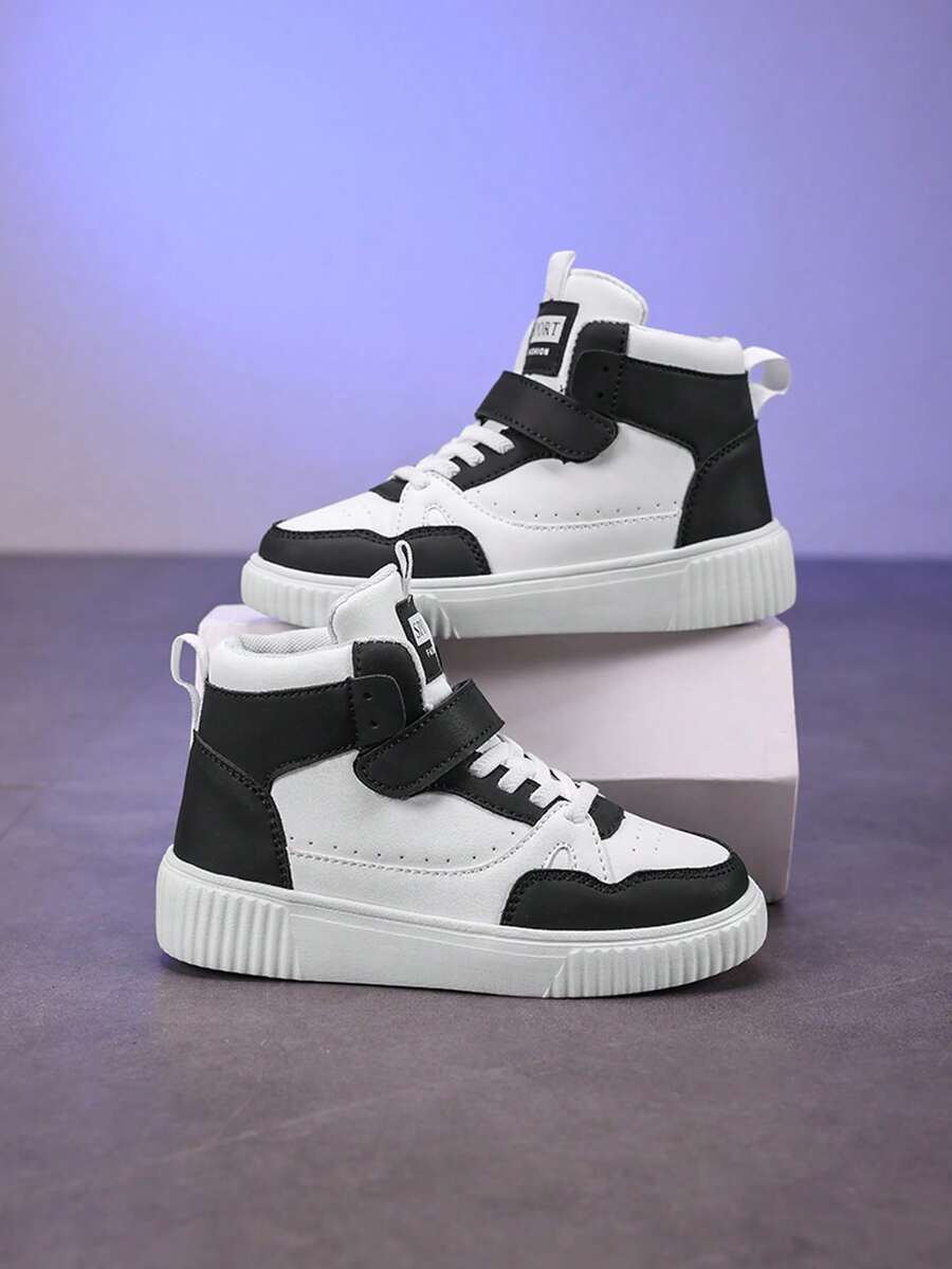 Zapatillas deportivas versátiles de alta top en negro y blanco para niños, zapatos deportivos cómodos y ligeros para niños y niñas, todo el año, zapatos de running PU, zapatos casuales para adolescentes, zapatos de skate, zapatos planos, aptos para actividades interiores y exteriores, correr, caminar