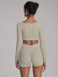 FWH Conjunto deportivo de 2 piezas compuesto por top de manga larga con almohadillas desmontables y diseño moldeador de caderas para yoga, correr al aire libre, citas, ir al trabajo, de uso versátil, elástico, sexy, casual, cómodo, juvenil, con un diseño elegante y minimalista.