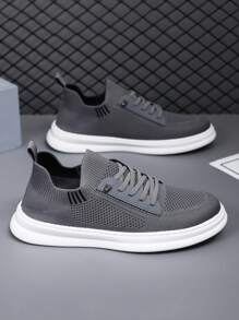 2025 Spring/Summer New Fashion Breathable Non-Odor Men's Casual Mesh Shoes, Soft Soles, Slip-On, Comfortable