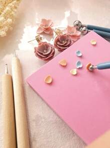 10*10cm Large Flower Making Sponge Mat - High-Resilience, Uncharged Plastic Tool For Thinning Fondant Petals, Shaping Clay & Pottery Crafts With Ease - Perfect For DIY Artisans And Craft Enthusiasts
