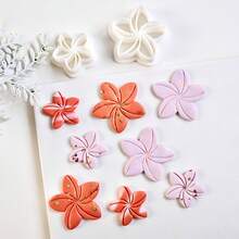 2 Sizes Embossed Flower Shape Clay Earring Cutters Spring Green Plant Clay Molds Polymer Clay Cutting Molds For DIY Necklace Jewelry Pendant Making Soft Pottery Clay Stamping Tools