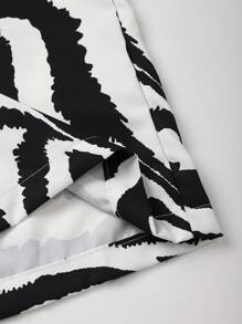 2 件男士休闲条纹印花衬衫和短裤套装，夏季服装