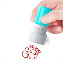 1 个红心、五角星、竖起大拇指“非常好”鼓励和表扬印章，教师课堂返校礼物奖牌，5 种设计可供选择 - 紅色 - 查看 6