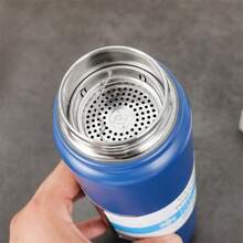 1 件 800ML 不锈钢真空保温水瓶，男女通用大容量保温杯，适合户外运动、旅行、自行车、背包旅行、办公室、汽车、学校、派对、露营 - 彩色 - 查看 4