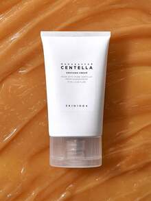 SKIN1004 75毫升马达加斯加积雪草舒缓霜，清凉融化，轻盈慕斯质地，保湿防护，24小时长效保湿，舒缓复合物，不致粉刺，旅行装，材质，适合季节交替、术后肌肤、妆前乳、夜间修护，韩国化妆品，75毫升/2.85液盎司 - Centella Soothing Cream - 查看 10