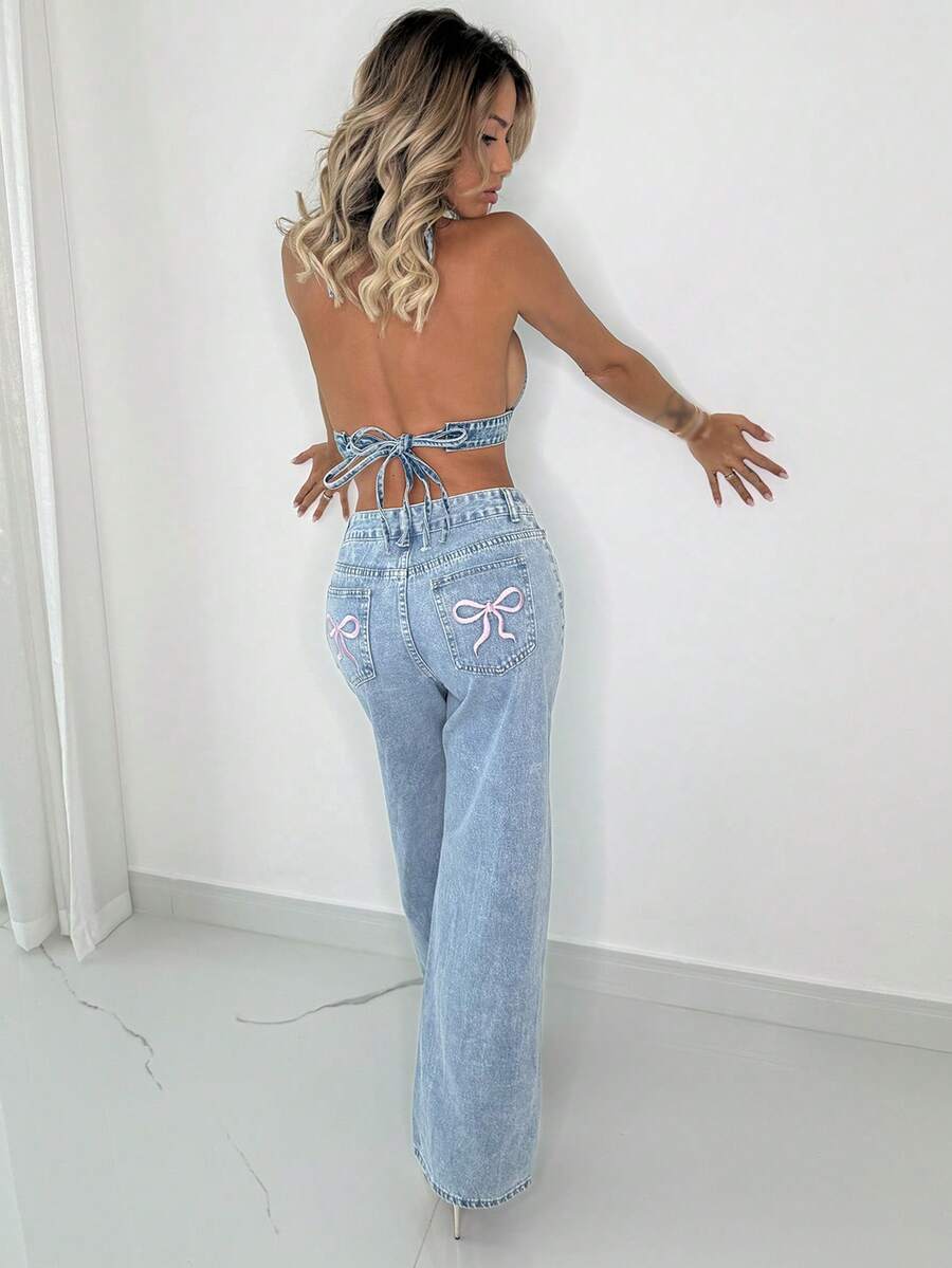 Manon Tanti Women Embroidered Bowknot Washed Denim Jeans - Light Wash - View 1