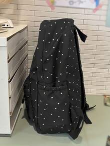 休闲女士背包，尼龙材质，大容量，新款，水豚可爱印花，方便日常通勤