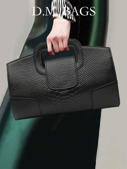 这款包采用随机裁剪的PU鳄鱼纹面料制成，是一款多功能女士包，可用作斜挎包、手提包、单肩包、派对手拿包、钱包等。适合晚宴、派对、休闲场合和购物等场合。