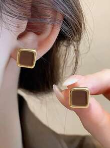 1 Pair Vintage Simple Cube Design Fashionable Earrings For Women, Versatile For Daily Wear, Autumn/Winter