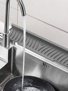 حماية رذاذ حوض المطبخ، غطاء رذاذ الحنفية، صينية تنقيط المقبض، قطعة قماش غسيل أطباق متعددة الأغراض للمطبخ، حصيرة رذاذ الحنفية المحسنة 29.92/24.01 بوصة، حصيرة سيليكون للحنفية، حصيرة تجفيف الحنفية، حصيرة سيليكون لحماية رذاذ الحنفية، حصيرة سيليكون لالتقاط مياه الحنفية للمطبخ والحمام والحوض اليدوي، حصيرة مقاومة للرذاذ، حصيرة سيليكون للبالوعة، جهاز متعدد الوظائف لحماية سطح الحوض من الرذاذ