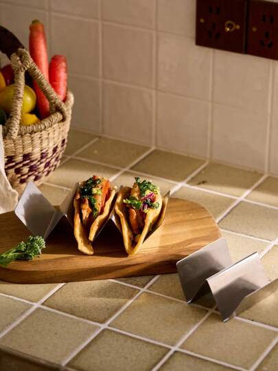 Cirelle 1 st vågformad tacohållare, tacoställ i rostfritt stål i brickform, lätt att använda och rengöra, Rama Kitchen Essentials, nyår, julfest, familjemiddagar, exklusiva restauranger, inflyttningspresent, sommarinredning