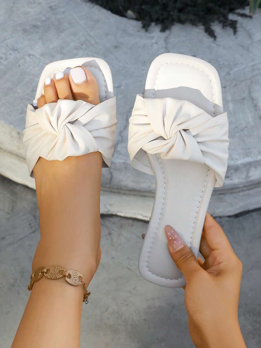 女士平底凉鞋夏季新款一字凉鞋布面平底舒适家居鞋方头时尚凉鞋