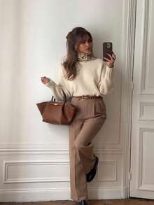 VIBEWAVE Autumn/Winter Beige Crew Neck Chunky Soft Knit Sweater Ribbed Cuffs Loose French Vintage Commuter Versatile Pullover Top - Apricot - View 2