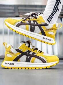 Men's Mesh Cloth Shoes Fashion Colorful Striped Niche Design Soft Bottom Soft Surface Comfortable Light Casual Shoes Men's Outdoor Sports Mesh Leather Breathable Sweat-Proof Comfortable Inner Popcorn Thick-Soled Cushioning Running Shoes Men Can Wear Summer Sports Shoes Men In All Seasons.