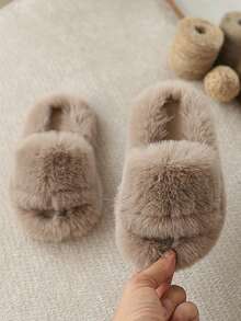 Zapatillas de casa de diseño minimalista y unicolor para niñas, de peluche, cálidas y suaves para el invierno - Caqui - Ver 7
