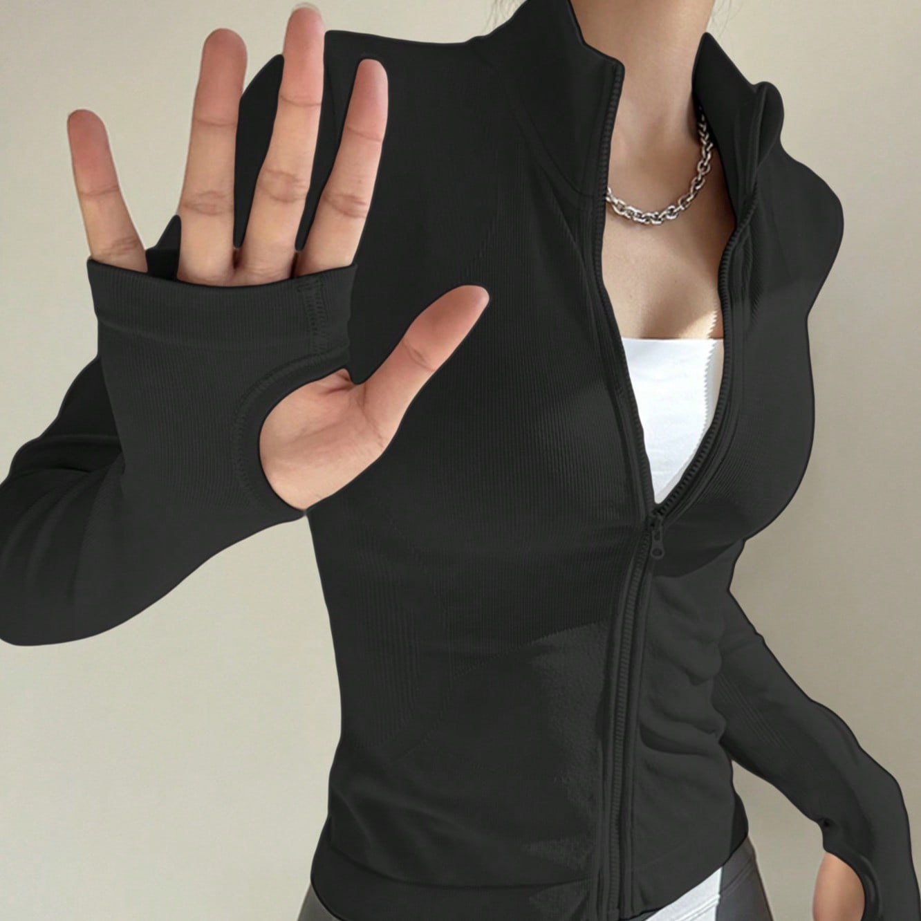 Chaqueta con cremallera sin costuras profesional para mujer, ropa deportiva ajustada para correr, gimnasio, yoga en color negro para primavera