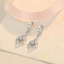1 Peça 925 Brinco de Prata de Baixa Alergia, Estilo Elegante e Sexy, Revestido de Platina, Mosaico de Zircônia Sintética (Cubic Zircônia), com Caixa de Presente, Para Mulheres, Uso Diário, Casamento, Praia, Lua de Mel, Ramadã, Dia das Mães