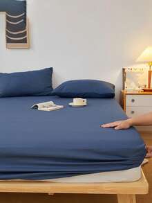 3 件深蓝色柔软舒适床上用品套装（1 张床单 + 2 个枕套），适合卧室和客房，四季皆宜