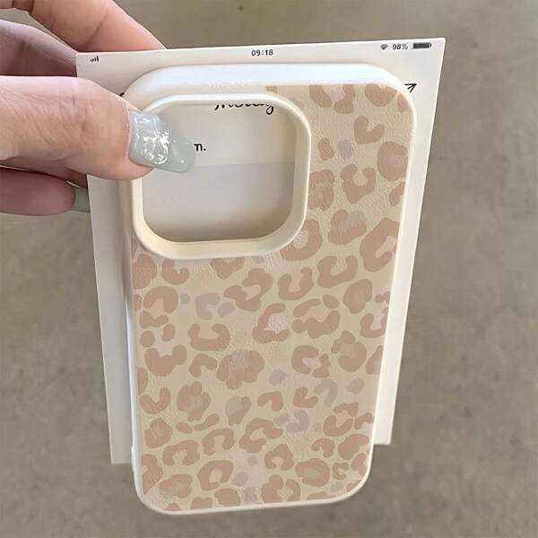 1 pieza Funda de teléfono con textura simple y estampado de leopardo blanco y marrón, personalizada para iPhone 16 Pro Max/15/14 Plus/13/12/11, resistente al agua, a los golpes y a los arañazos