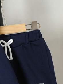 2 件套年轻男孩休闲运动字母印花夹克连帽衫 + 裤子套装，秋冬