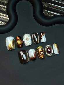 10 件手工按压指甲 3D 花卉装饰，棕金色金属光泽，宝石般的纹理与复古奢华风格，短棺材假指甲适合晚会、返校舞会和华丽场合，丙烯酸指甲艺术与果冻胶和指甲锉指甲用品指甲