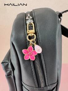 HAILIAN 1 件合金材质樱花形钥匙扣，轻巧优雅的设计，配以多色珍珠，适合女性作为日常包袋配饰、旅行配饰、沙滩配饰、包袋挂件、汽车钥匙扣、情侣生日/节日礼物 - 玫紅色 - 查看 5