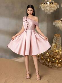 Alisa&Leo Teen Girls' Satin One-Shoulder Graduation Dress With With Sequin Bodice & Bow Detail - A-Line Skirt For School Formal Events, Proms & Summer Galas