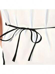 Chiếc tạp dề không tay chống thấm nước tươi sáng và vui nhộn này có họa tiết chú chó hoạt hình dễ thương, mang đến niềm vui cho không gian bếp hoặc phòng thủ công của bạn. Nhẹ nhàng và tiện dụng, dễ vệ sinh, đây là vật dụng không thể thiếu đối với những người yêu chó! Thời trang và tiện lợi, phù hợp cho sử dụng hàng ngày. - Nhiều màu - Xem 6