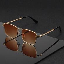 1 副男女款复古不对称镜框时尚眼镜 - 金色金属镜框，渐变镜片，轻巧时尚，适合休闲佩戴，日常佩戴，装饰镜片