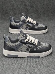 Zapatillas deportivas versátiles para exteriores, cómodas, de uso diario, con estampado clásico de oso de dibujos animados y estampado aleatorio de colores mixtos