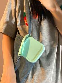 1 Piece Of Silicone Square Bag, Portable Cosmetic Bag, Change Purse, Data Cable, Jewelry Storage Bag, Lipstick Bag, Practical And Large Capacity, Can Hold Skin Care, Makeup, Toiletries, Digital Storage, Etc. Comfortable Wide Handle, Easy To Carry, Suitable For Home, Work, And Travel.